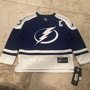 NWT- Tampa Bay Lightning Jersey (boys) #91 Stamkos